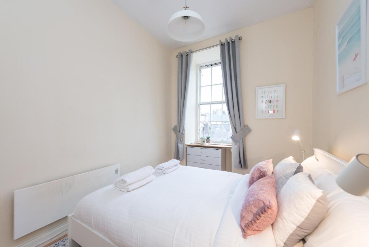 Bright And Modern 2 Bed Apartment EDI Eksteriør bilde